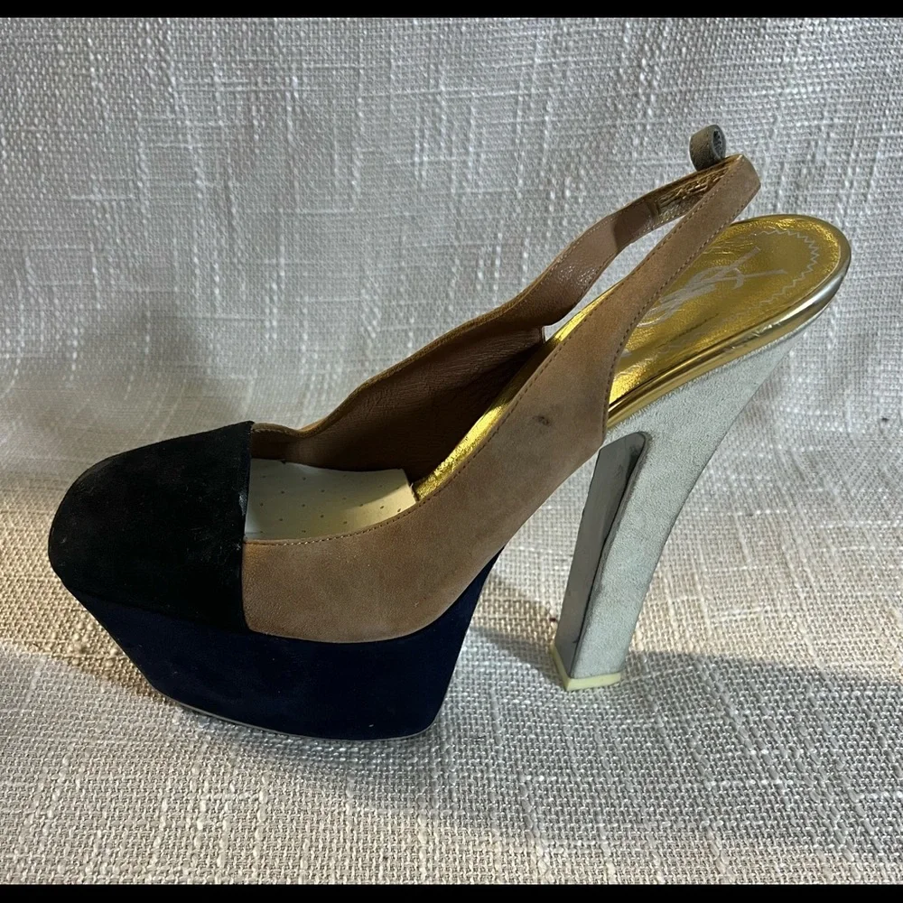 Yves Saint Laurent Obsession 105‎ Cap Toe Platform Pumps Suede